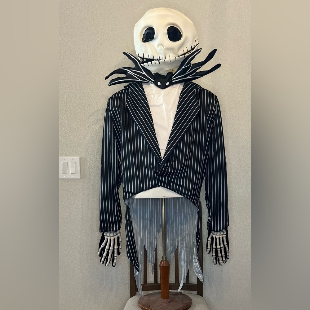 Men’s Jack Skellington Costume Kit by Disguise